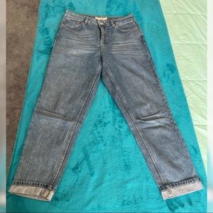 Topshop MOM jeans size W30 L32.